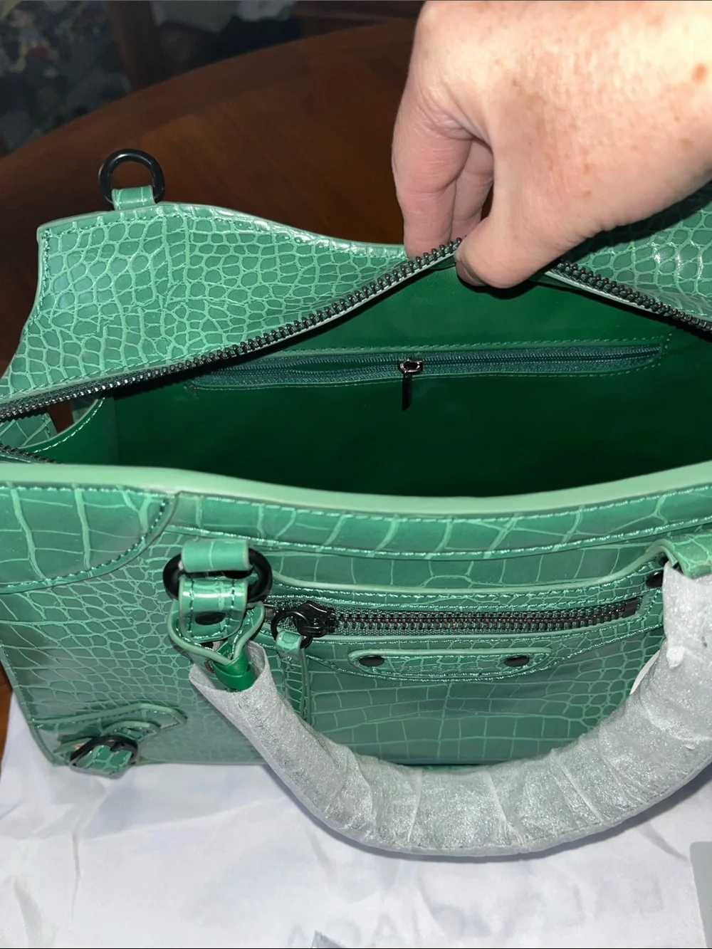 Green Croc-Embossed City Bag with Matching Crossbody Strap!